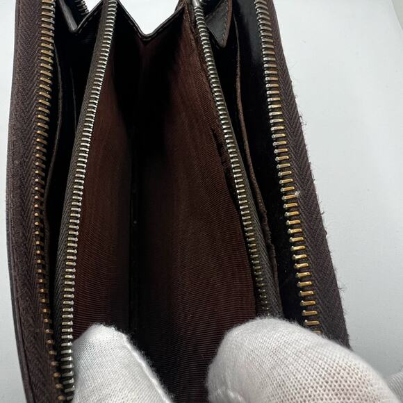 GUC Fendi Zucca Canvas/Leather Zip Wallet - Picture 8 of 10